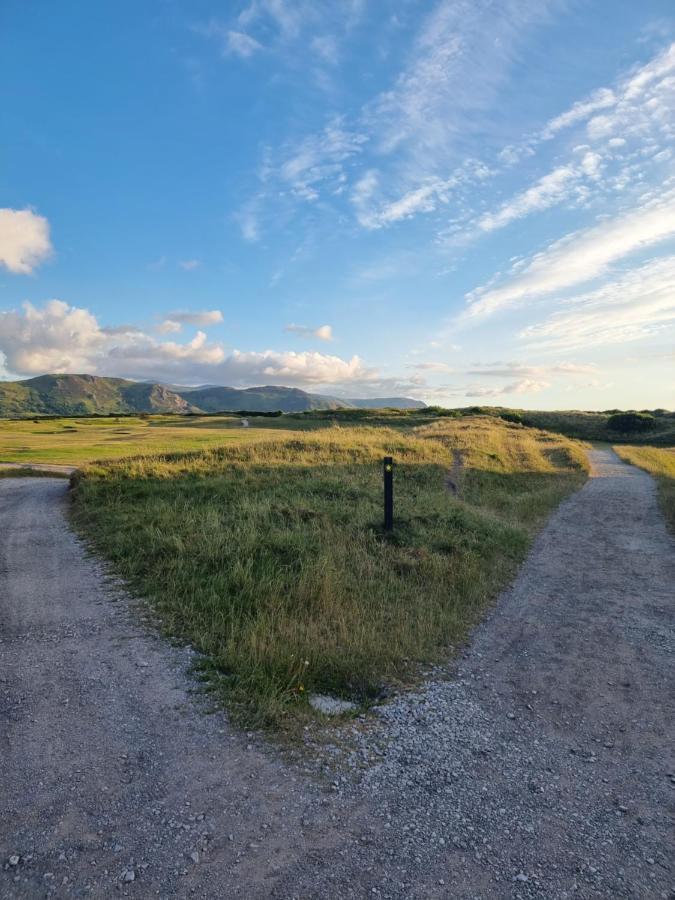 Traeth Teras Villa Ландъндо Екстериор снимка